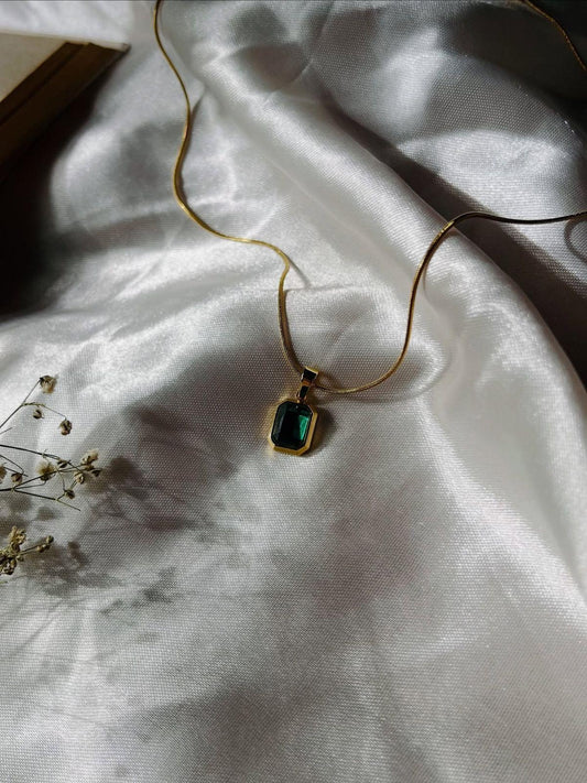 Elegant Designer greenleaf stylish chain pandets For Women