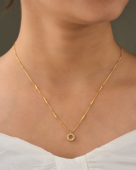 Gold Elegant Designer Fashion Love Nacklace For Women